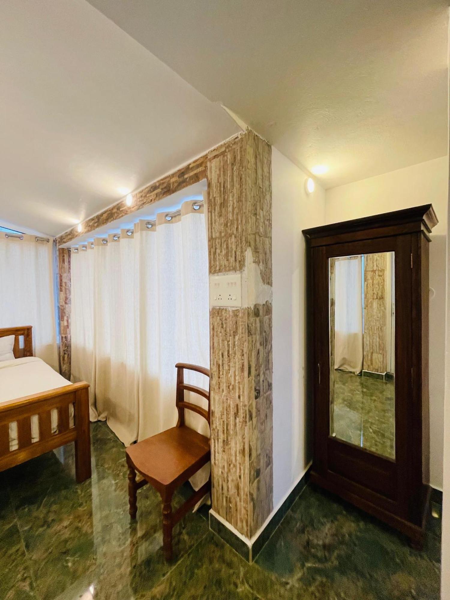 פונדיצ'רי La Villa Marseille מראה חיצוני תמונה